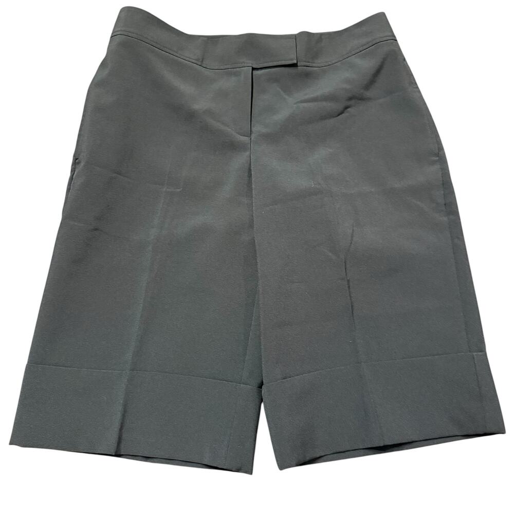 Izod Women’s golf shorts, black, long length w faux cuff, pockets, stretch, 10